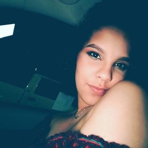 Meet your Posher, Raquel